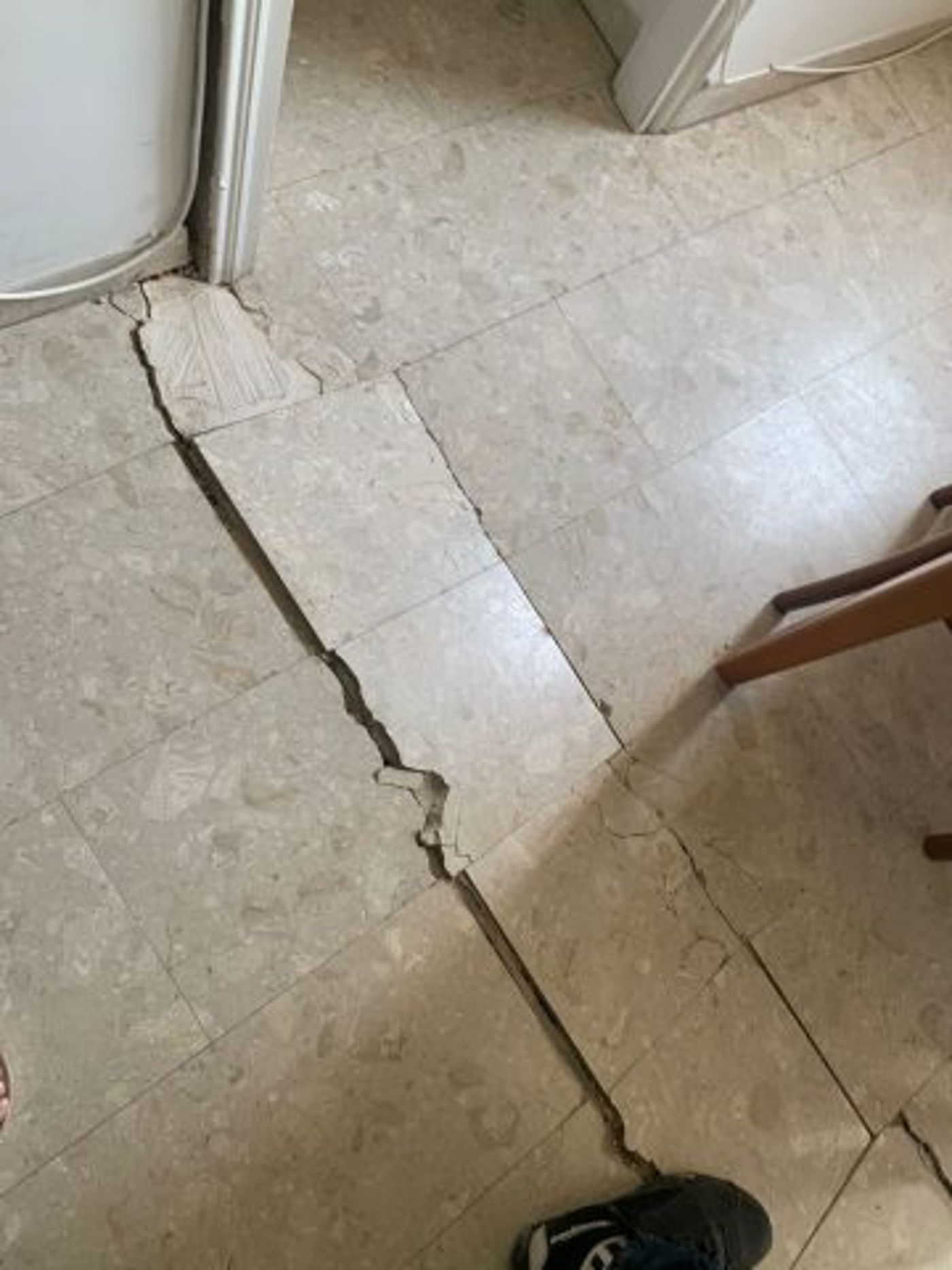 ירושלים: בניין מגורים מפונה מחשש לקריסה