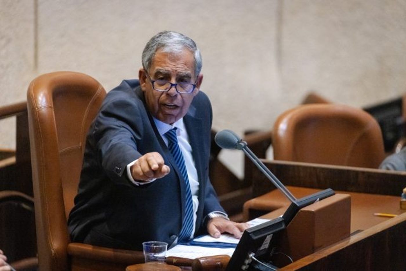 יריב לוין תוקף חזרה: "סילוף מוחלט של המציאות"