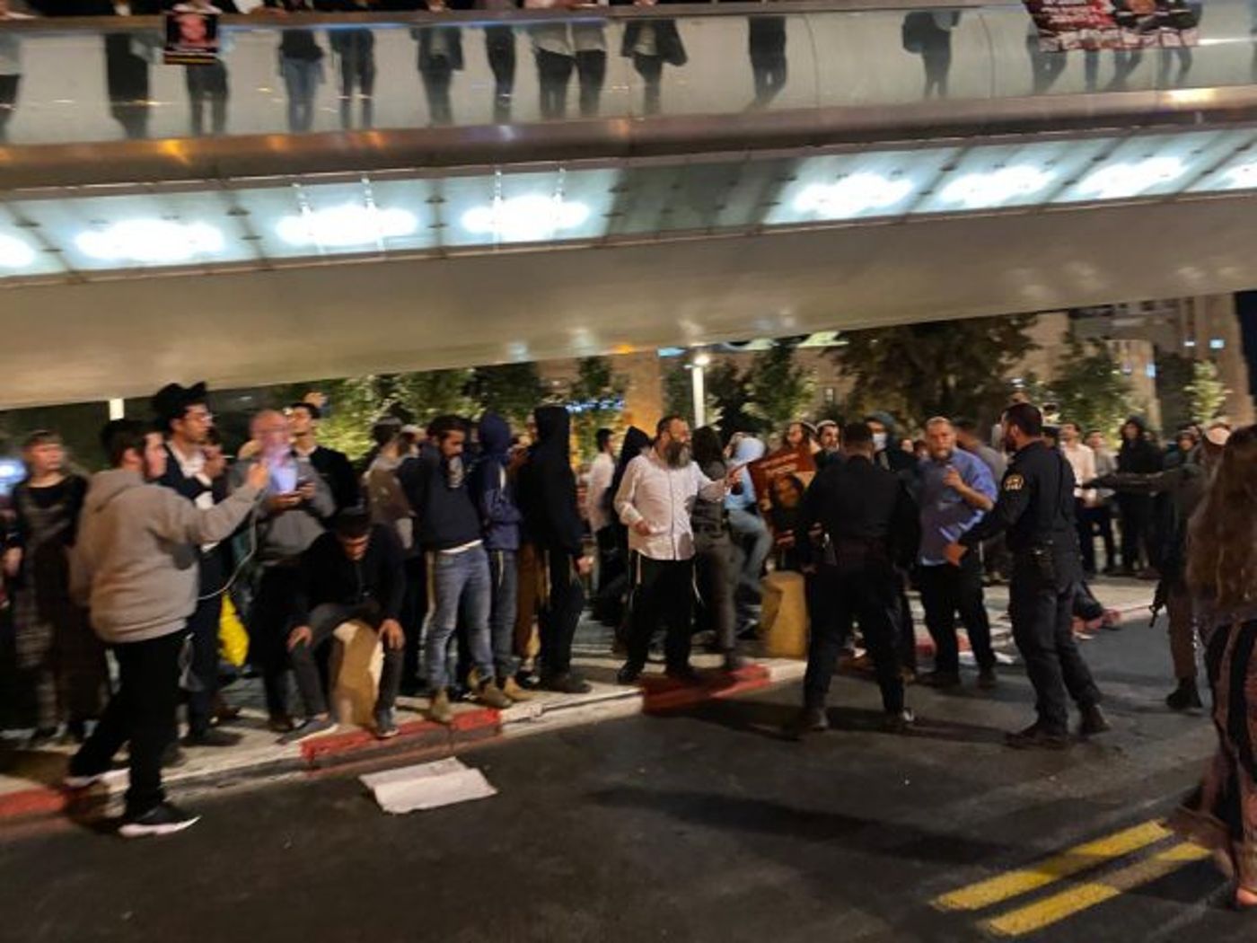 בואש ומהומות: ארוסתו של אהוביה סנדק נעצרה