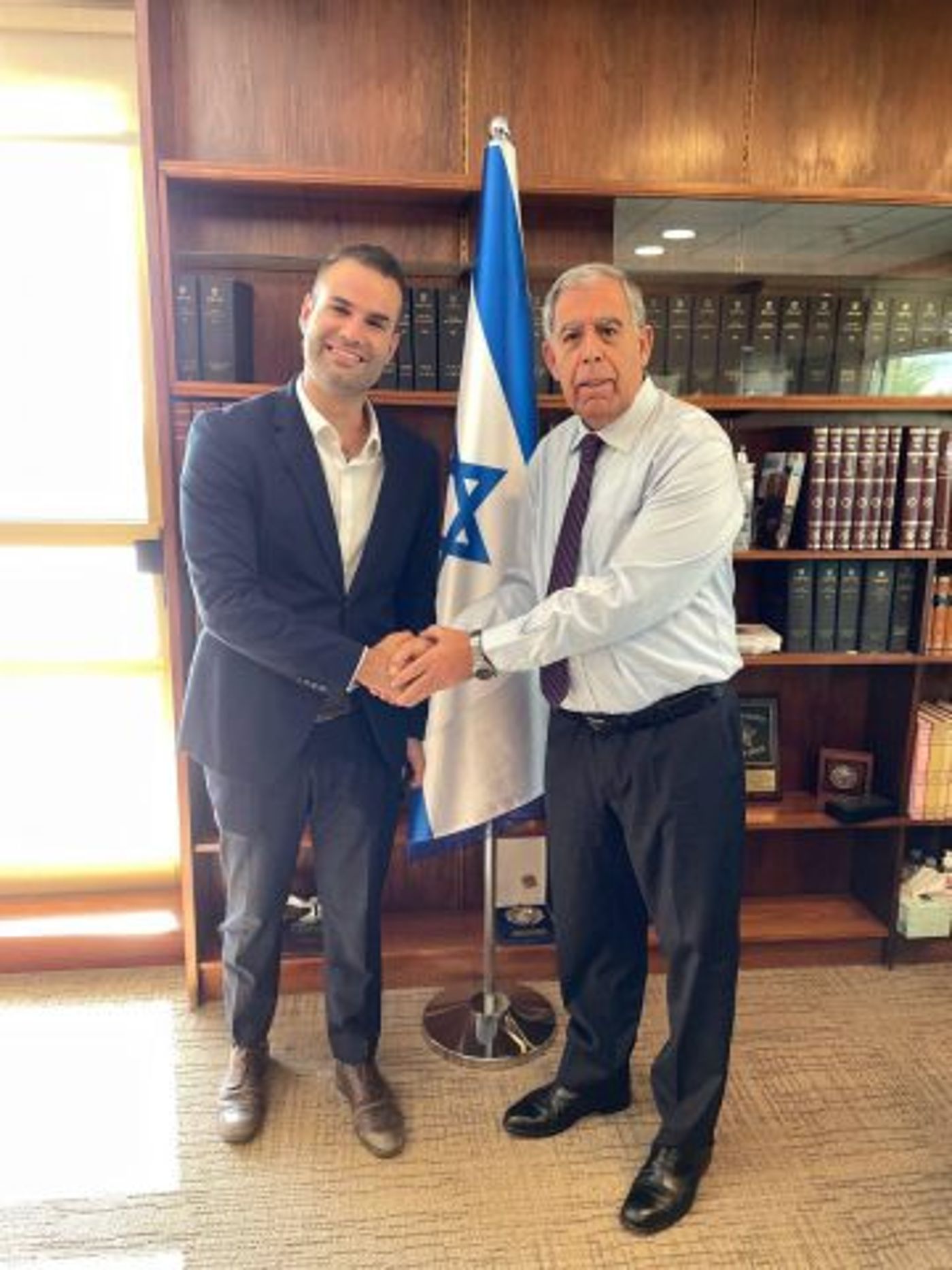 יו"ר הועדה הרצנו עם יו"ר הכנסת לוי