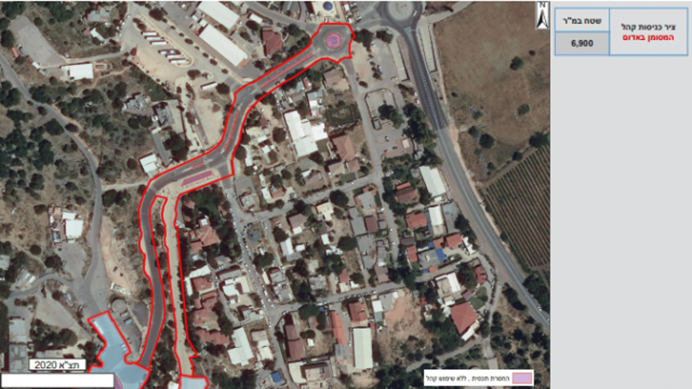 באדום – ציר כניסת הקהל