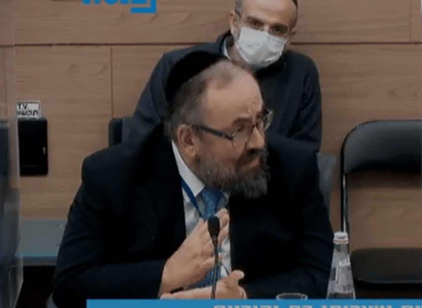 הרב ולר: "מגיירים גם מי שלא הולך עם כיסוי ראש"