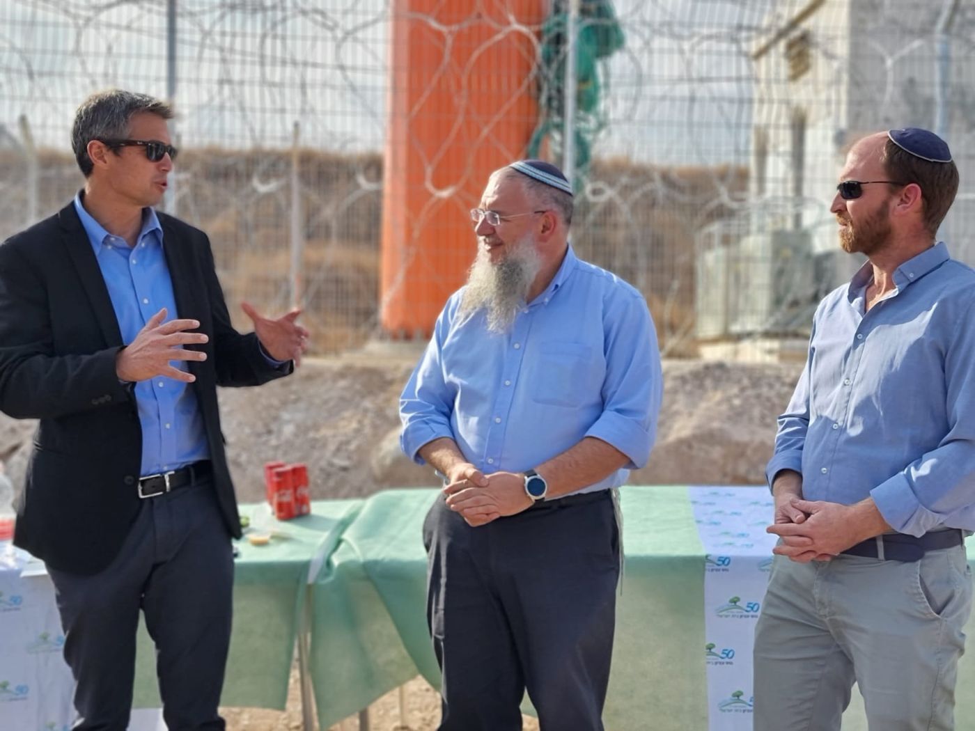 הנדל: "שדמי ניסה לפורר את החברה שלנו מבפנים"