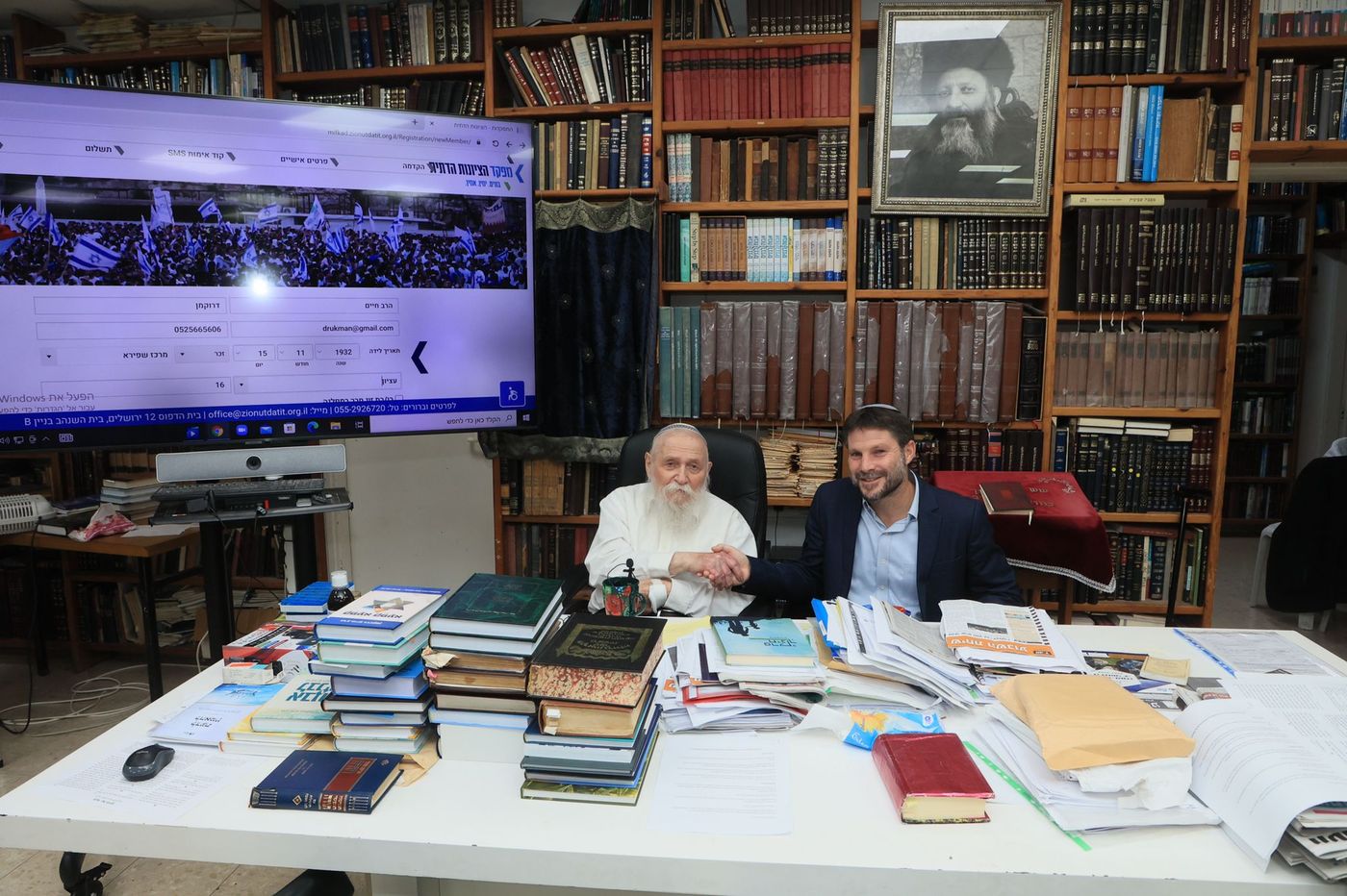 הרב חיים דרוקמן התפקד לציונות הדתית