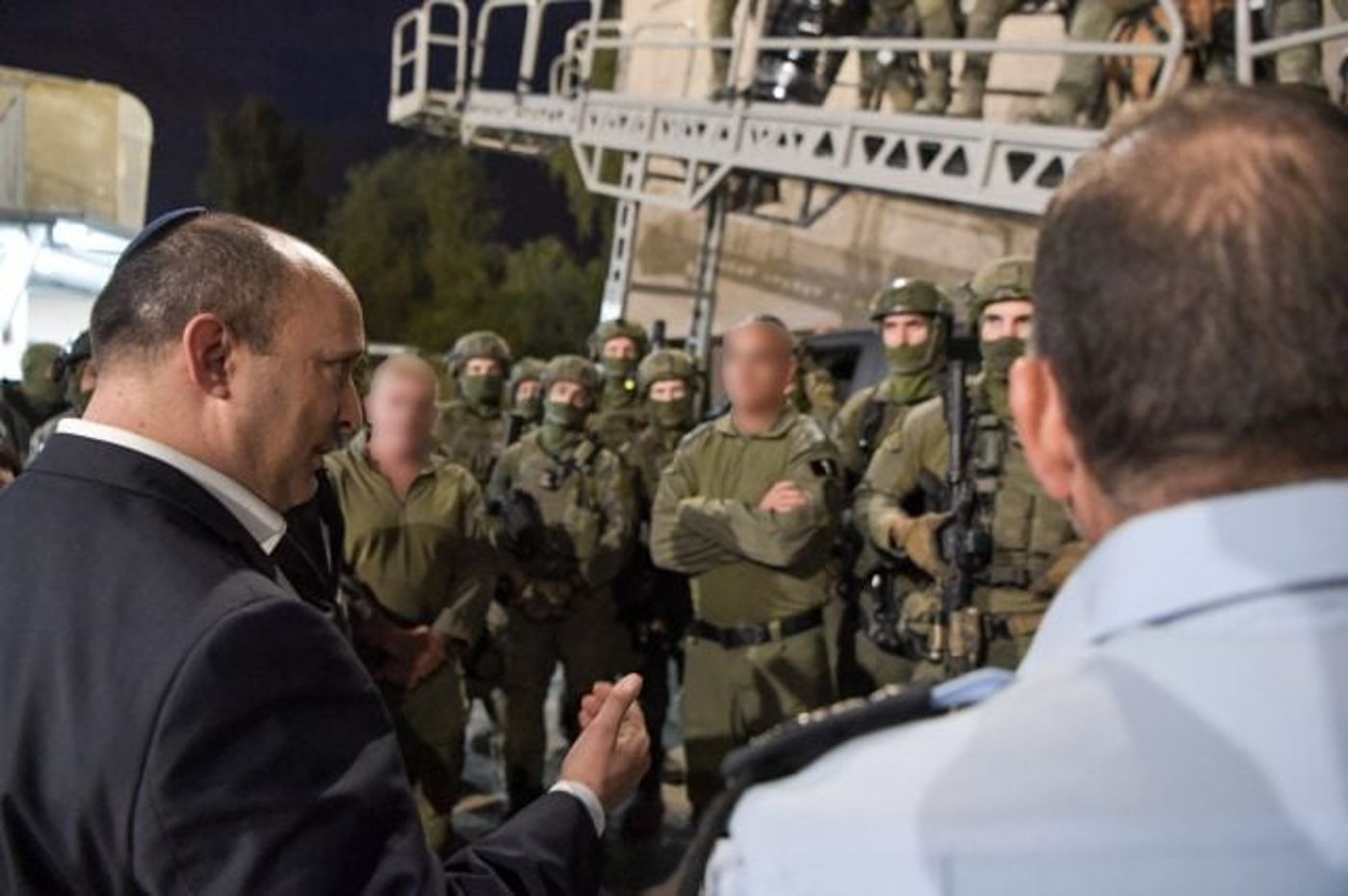 בנט עם לוחמי הימ"מ