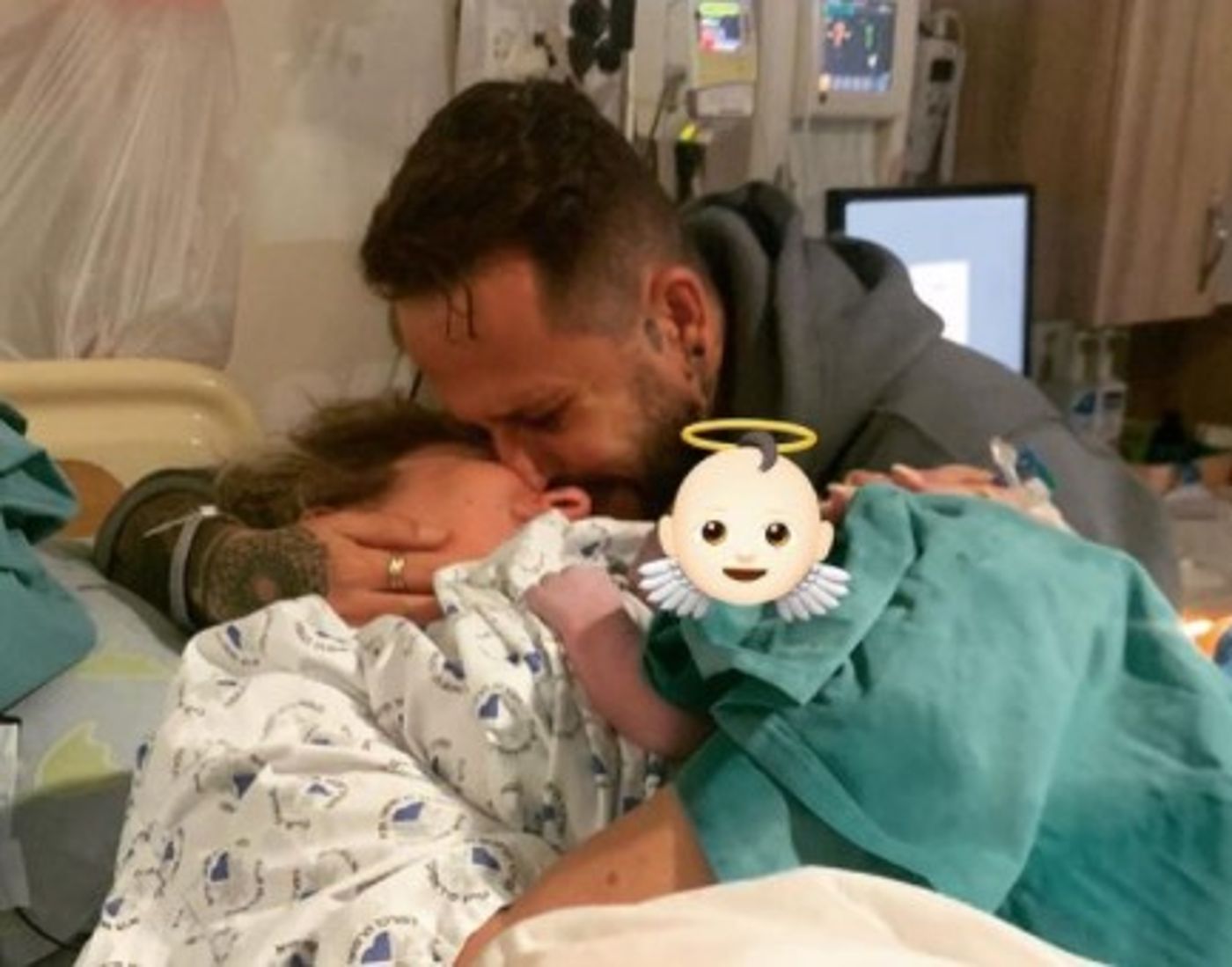 "תודה לבורא עולם": בייבי חדש למשפחת בוזגלו