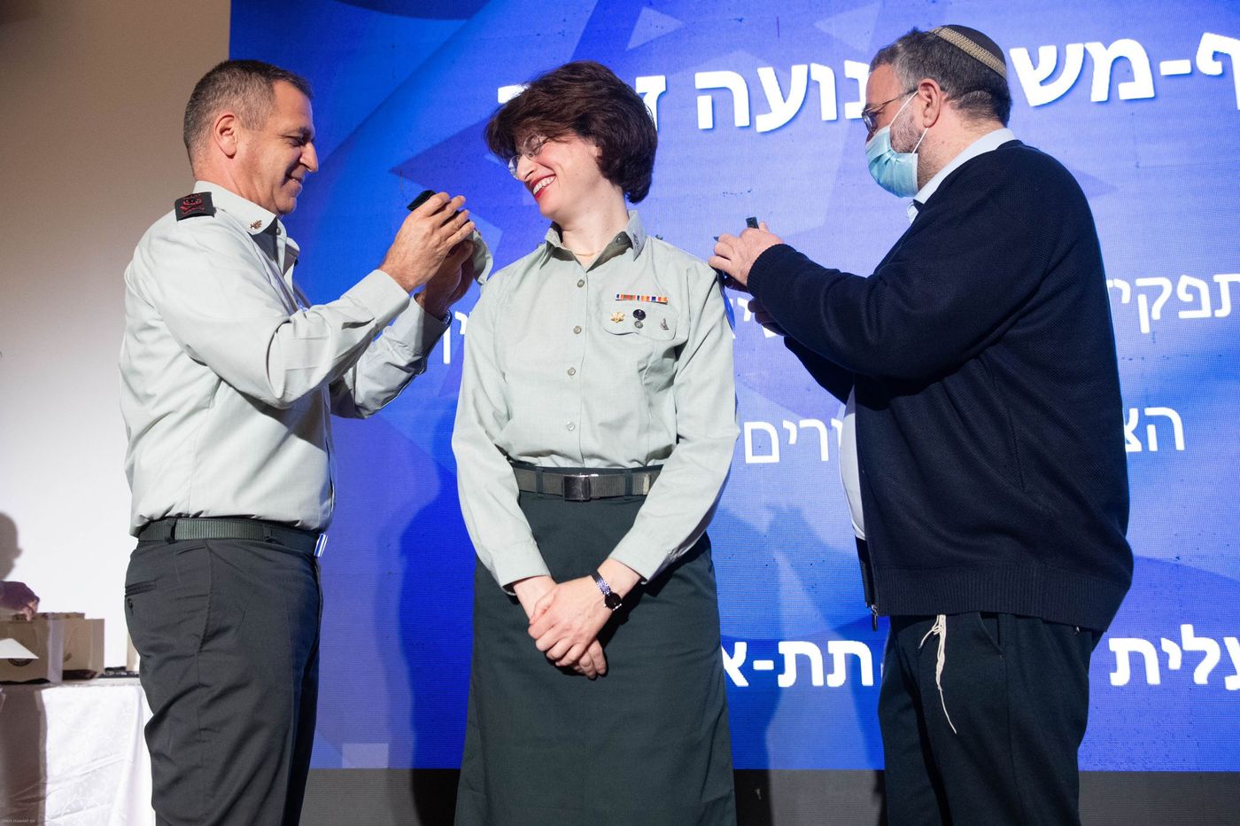 תא"ל נועה זומר מקבלת דרגה במעמד הרמטכ"ל כוכבי