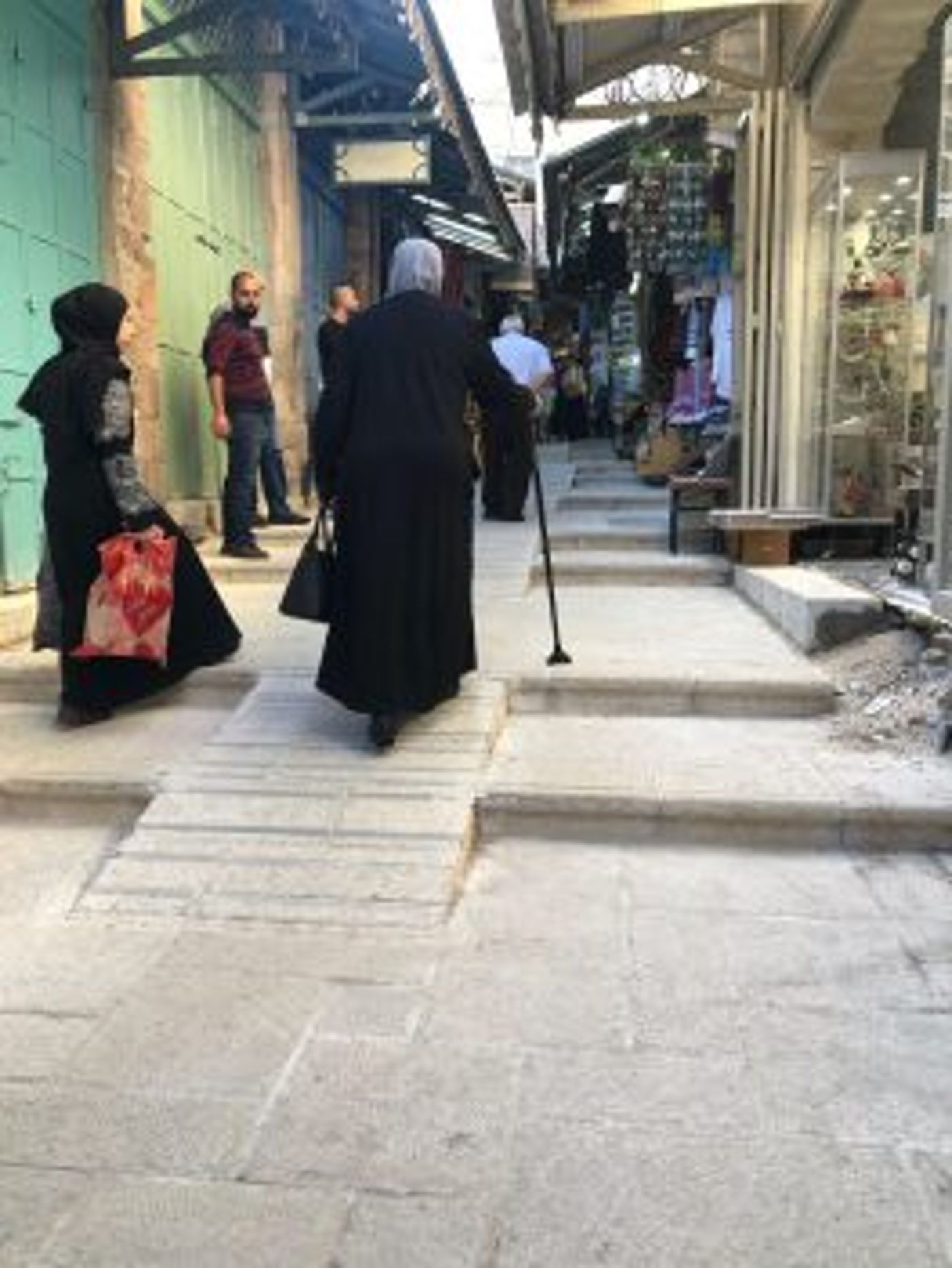 לאחר שנים: שיפור בנגישות בסמטאות העיר העתיקה