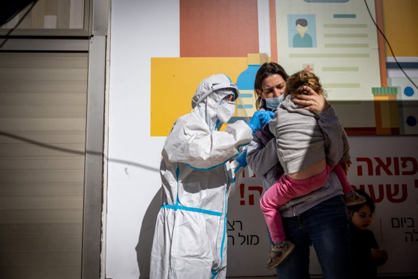 עוד שיא בדרך? כמעט 9,000 חולי קורונה אובחנו מחצות