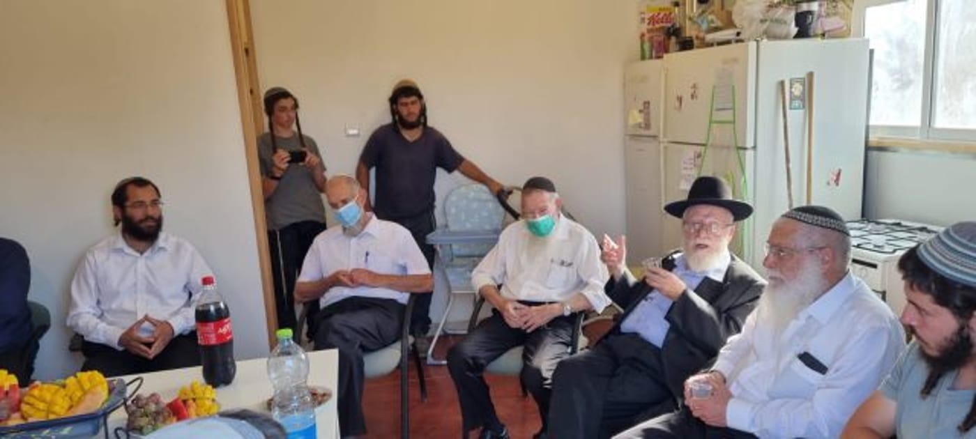 רבני 'תורת הארץ הטובה' בביקור חיזוק בעוז ציון בימים טובים יותר