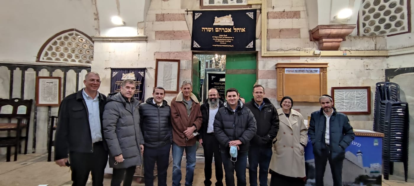 מערת המכפלה תונגש? הח"כים סיירו בחברון