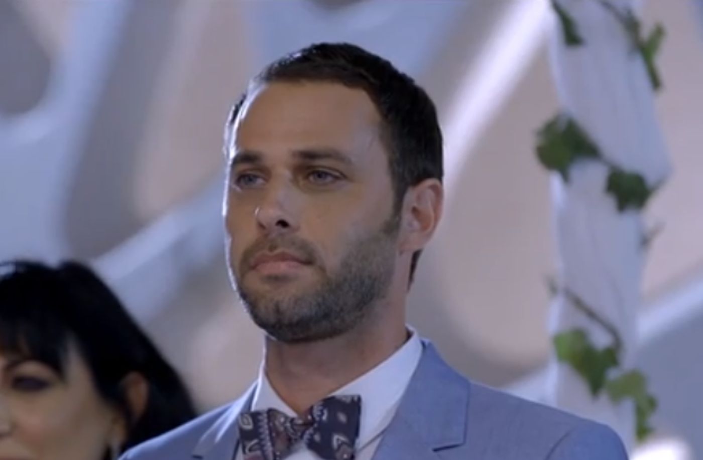כוכב חתונה ממבט ראשון חוזר לאהבה הראשונה שלו