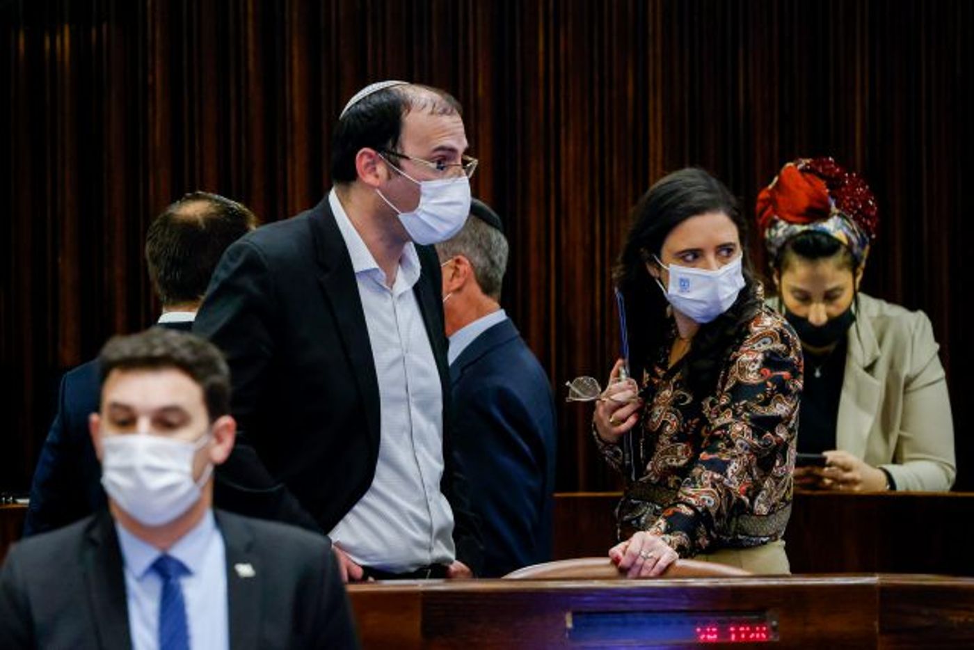 שקד ורוטמן