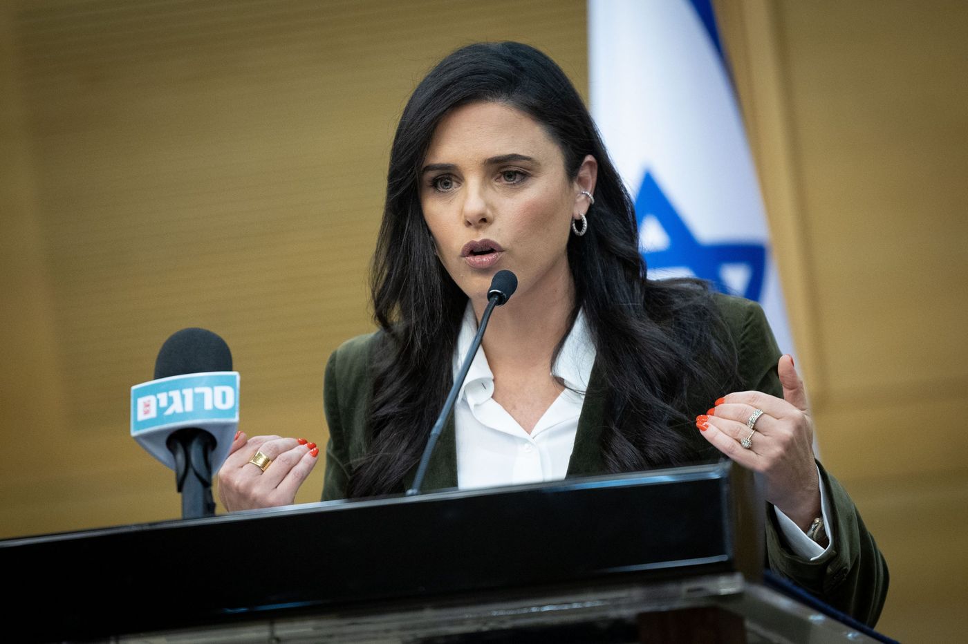 סקר מנדטים: השמאל עם 61; איילת שקד בנתון שיא