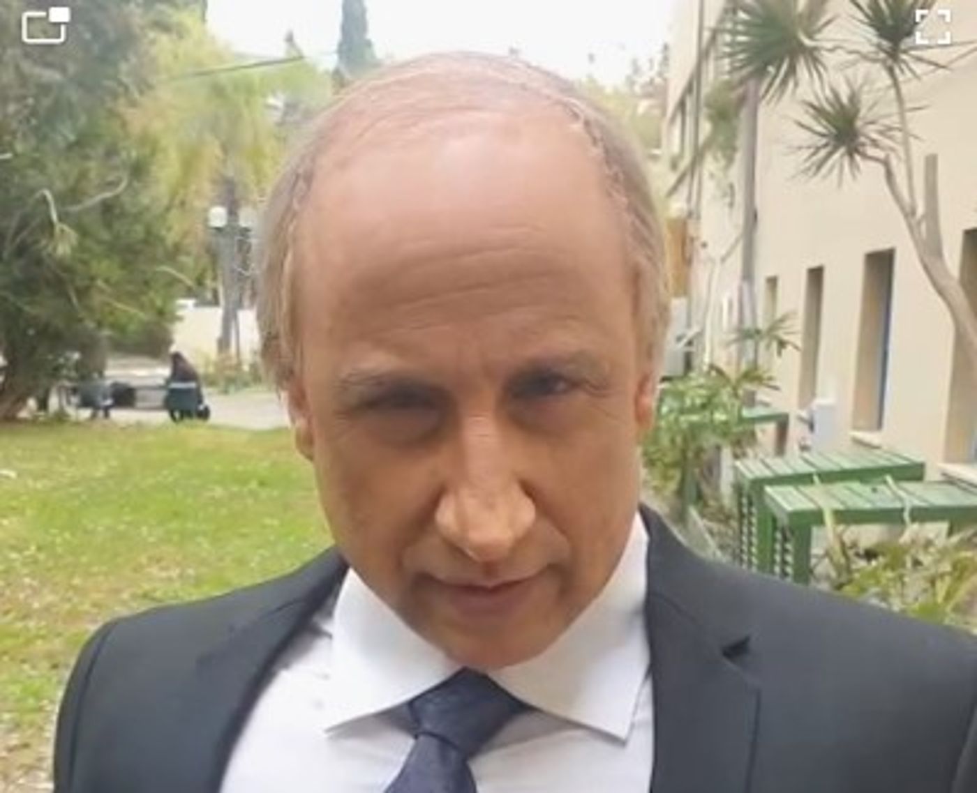 דומה? פוטין בדרך לארץ נהדרת