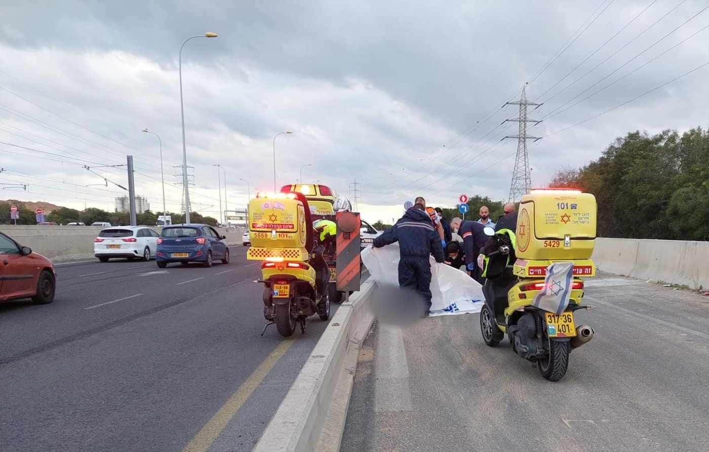 תאונת אופנוע קטלנית באיילון; הנהג נהרג במקום