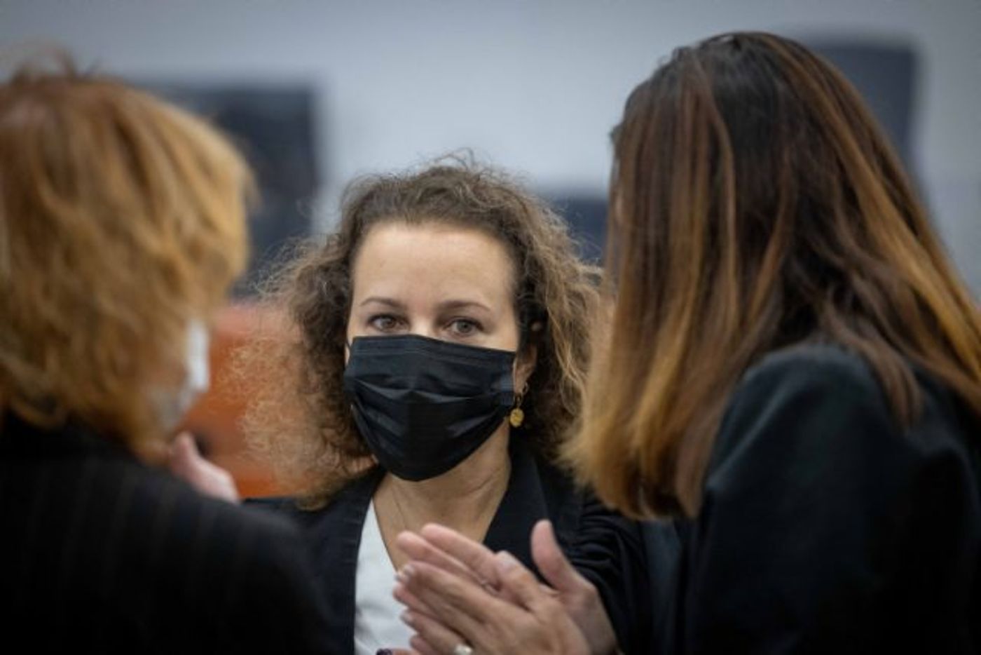 צוות התביעה, עו"ד יהודית תירוש ועו"ד ליאת בן ארי