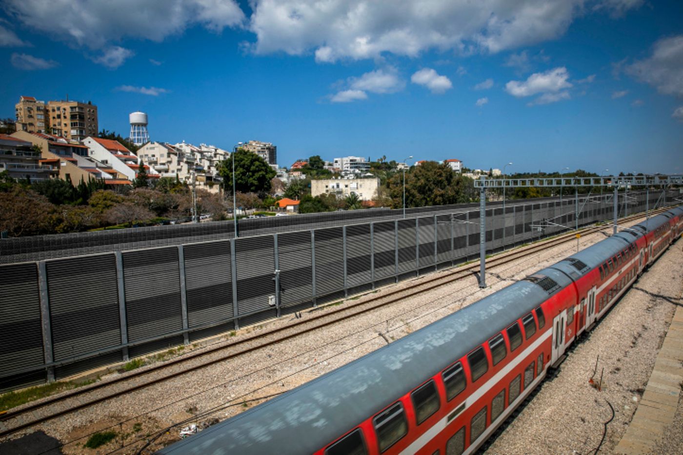 תקלת ענק ברכבת: 8 תחנות הושבתו