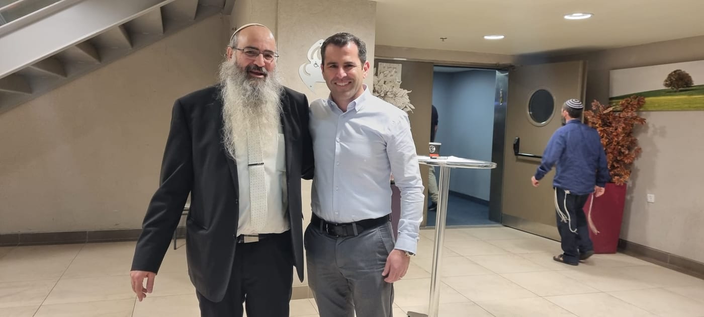 רב היישוב יד בנימין פורש מתפקידו