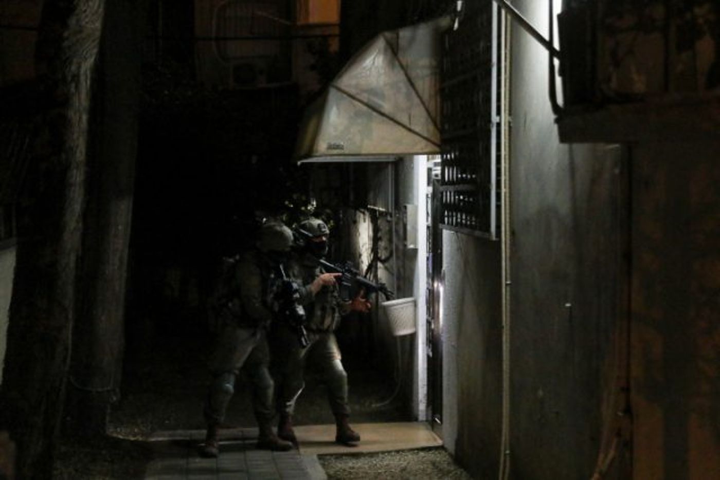המצוד אחר המחבל היורה מתל אביב – בתמונות