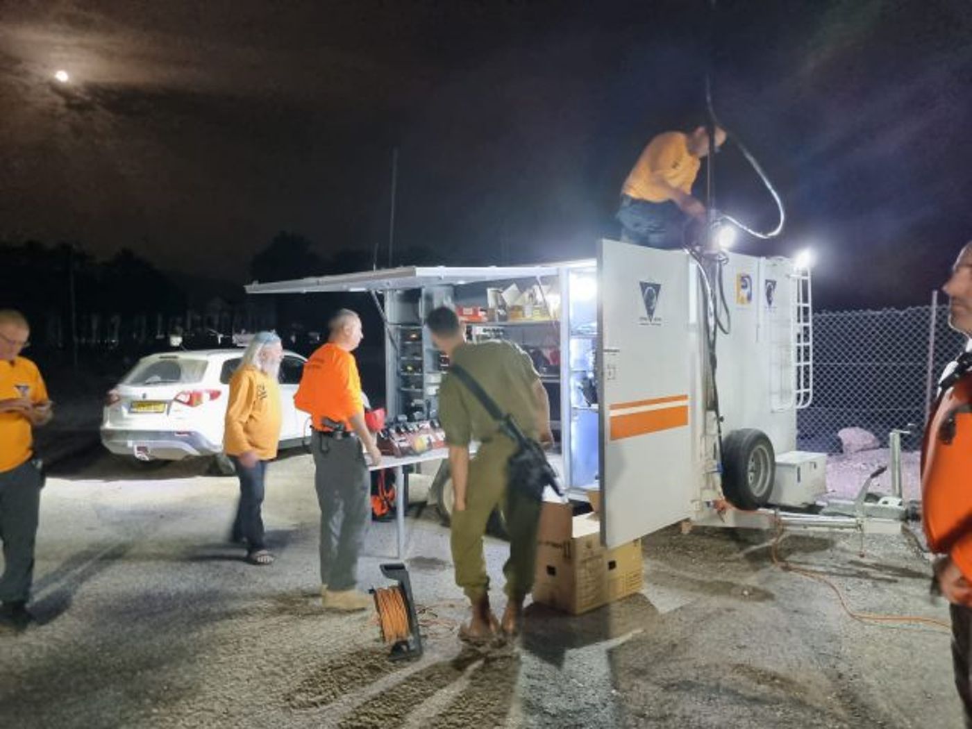 6 מטיילים נתקעו בנחל תמרים שבמדבר יהודה