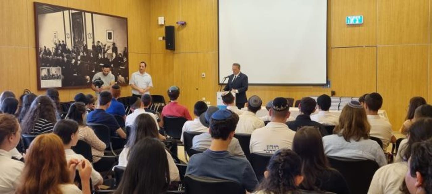 מרגש: חידון התנ"ך העולמי מתחיל!