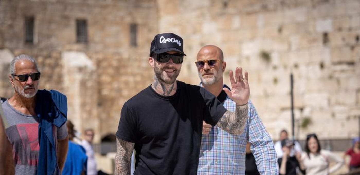 איך ההופעה של מארון 5 השפיעה על המוזיקה שאתם שומעים?