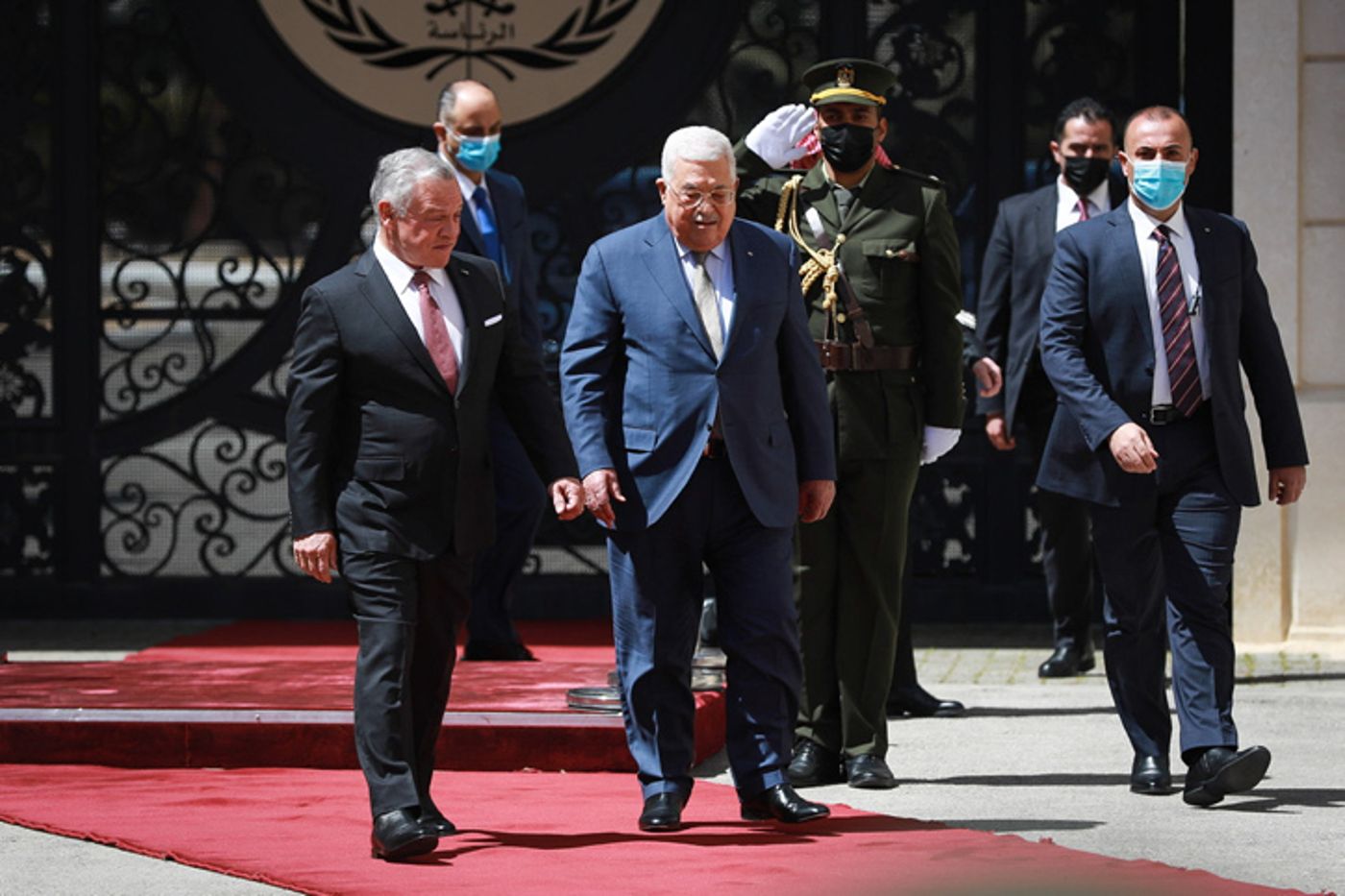אבו מאזן בהלווית שירין: "נפנה לבית הדין בהאג"