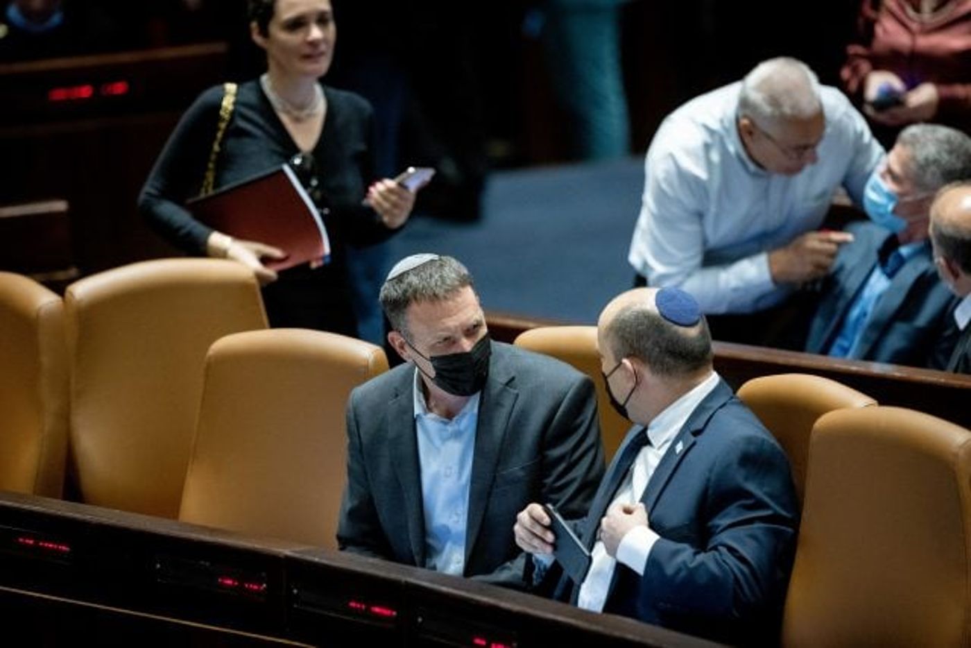 בנט וכהנא