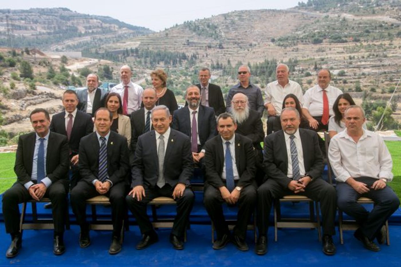 ישיבת הממשלה ביום ירושלים 2016, עין לבן