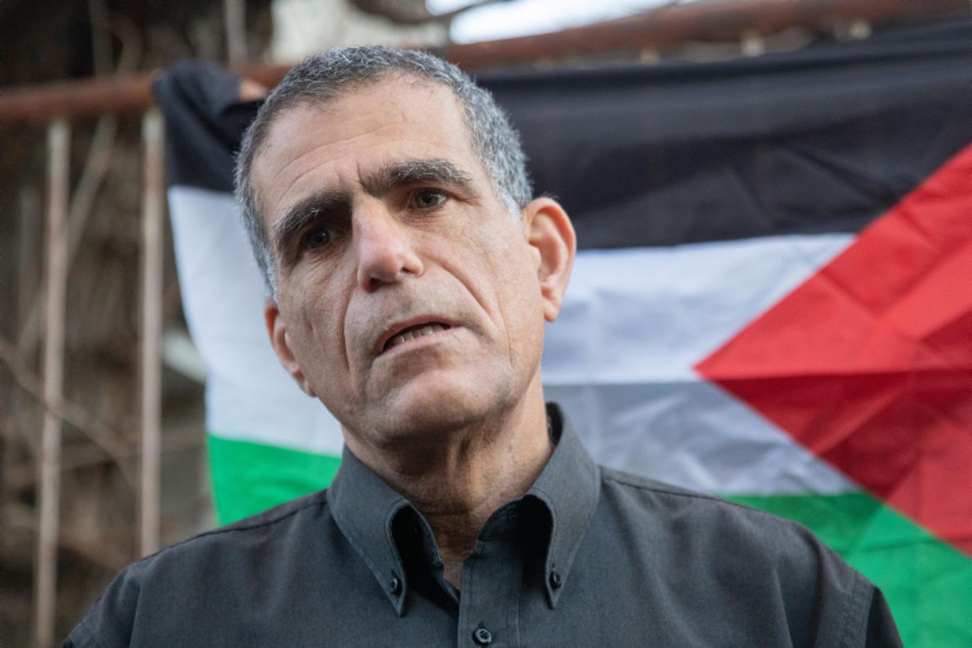 מוסי רז נגד בנט: ההשוואה בין עודה לנתניהו מקוממת