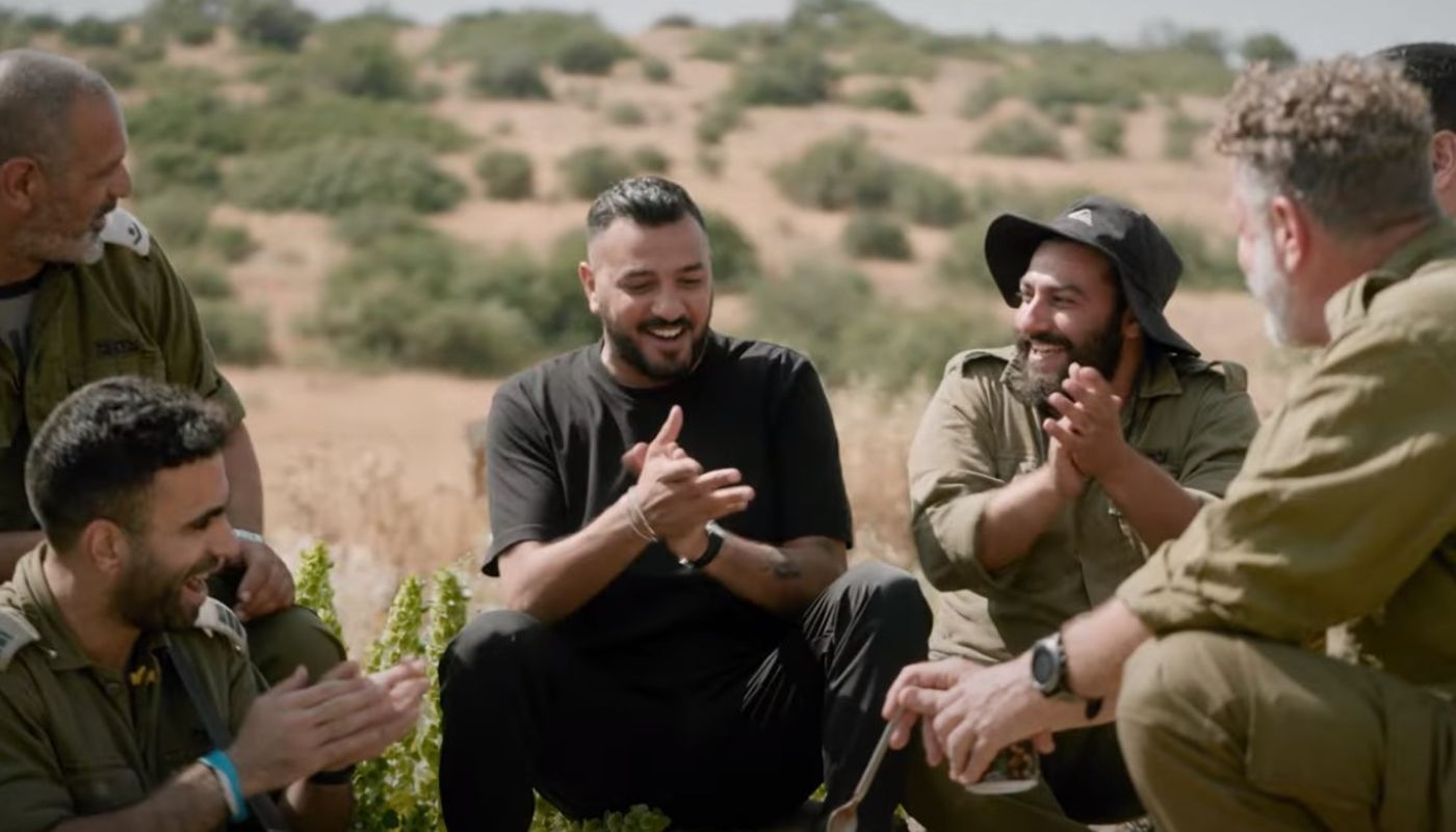 צפו: איתי לוי הפתיע חיילי מילואים