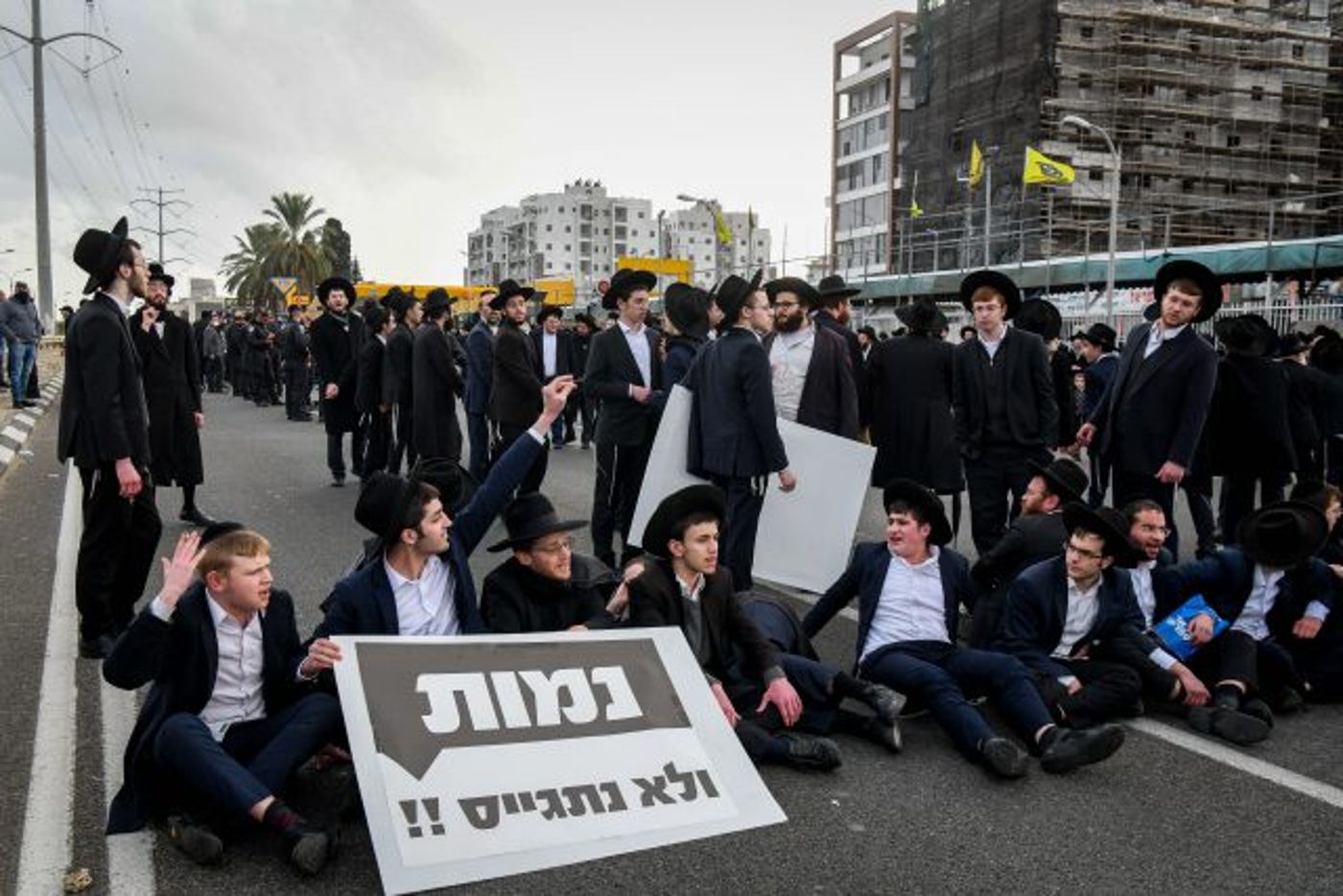 מפכ"ל המשטרה נפגש עם מנהיג הפלג הירושלמי