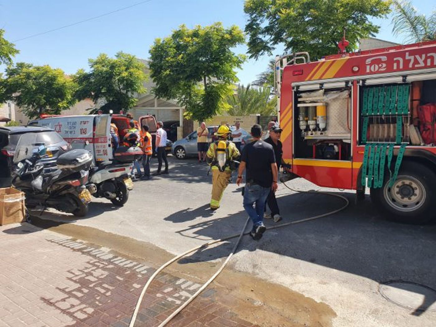 שריפה בבית בגבעת זאב: 3 פצועים פונו מהמבנה