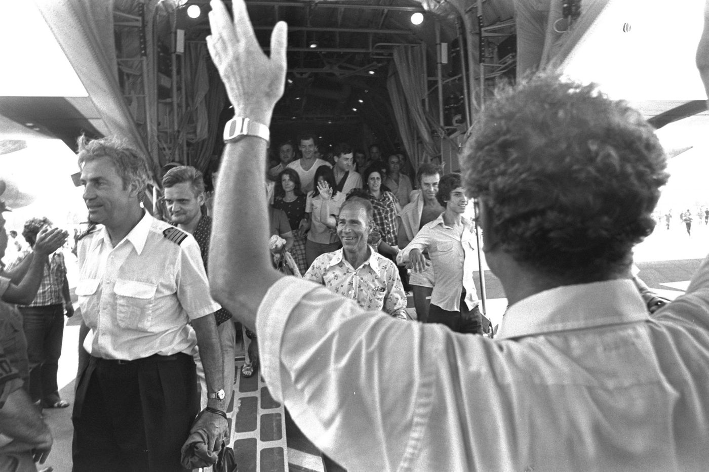 46 שנה למבצע אנטבה: צפו בשחזור של הלוחמים