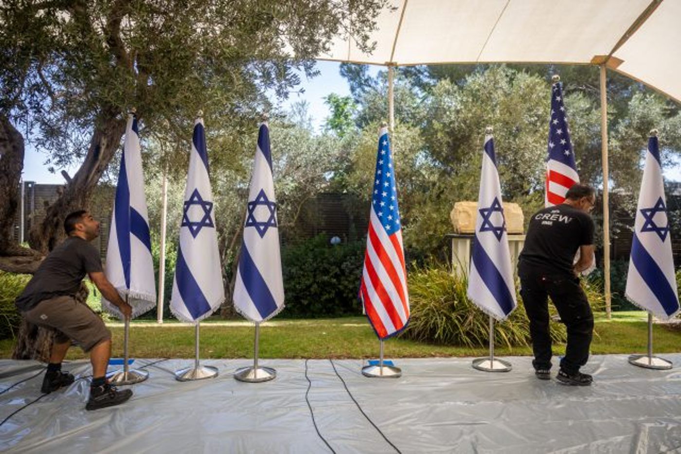 הכנות בבית הנשיא