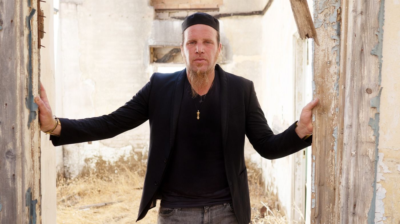 בוצר בסינגל חדש: "אור גנוז"