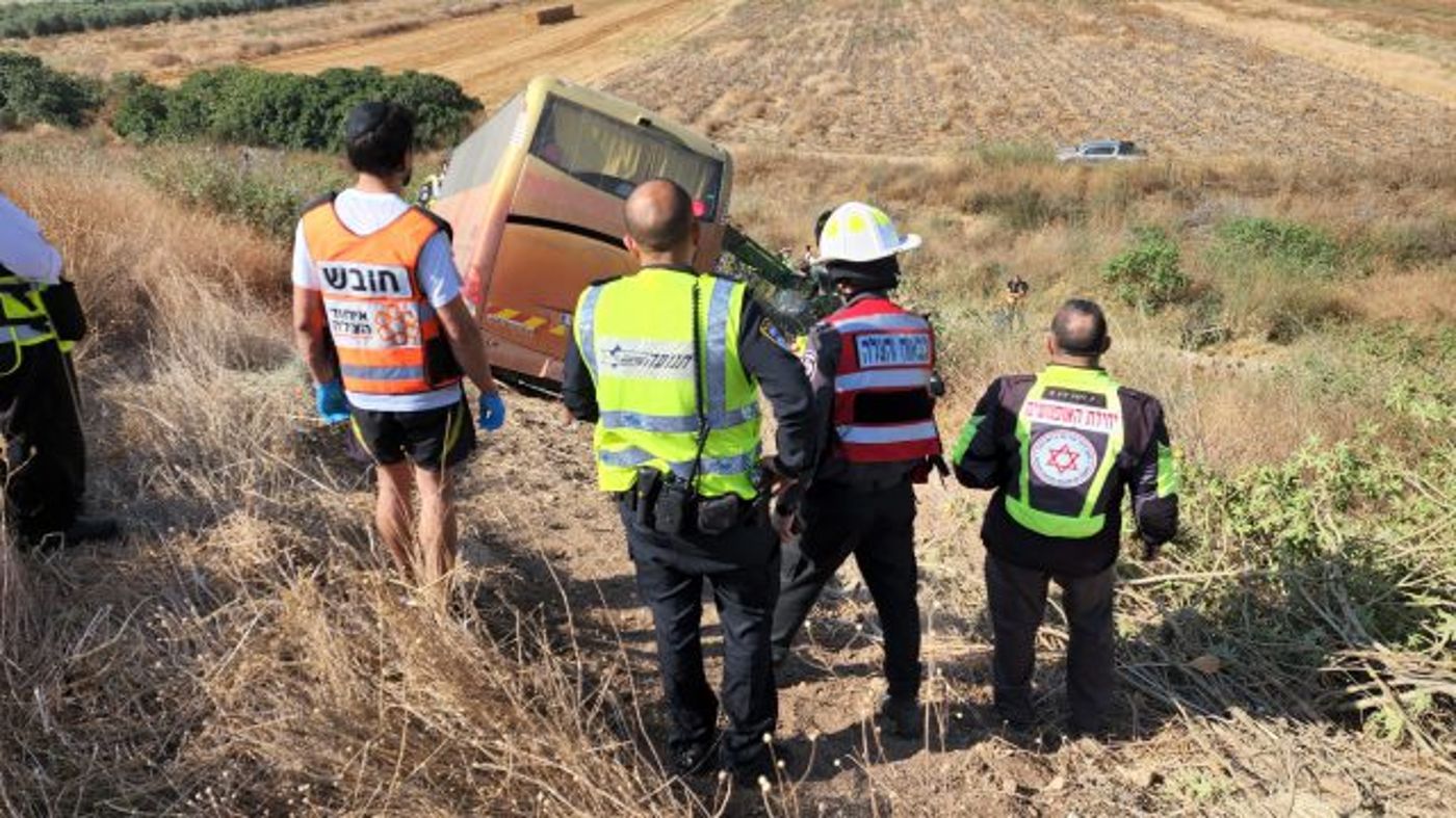 תאונת האוטובוס בכביש 1: כל הלכודים חולצו