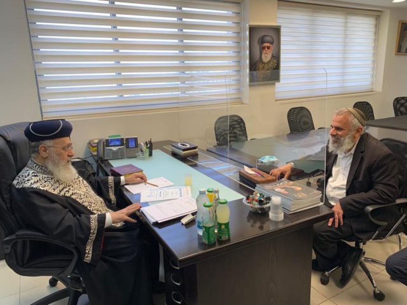 הרב דרור טוויל בפגישה עם הראשון לציון (יעקב כהן)