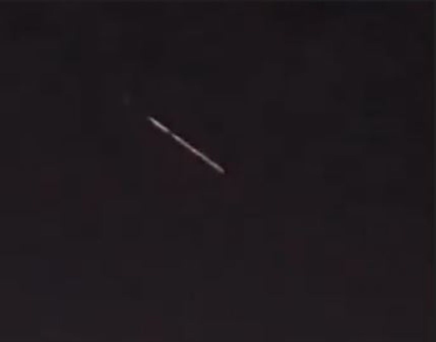 תעלומה: מה פשר שובל האורות שנצפה בשמי הצפון