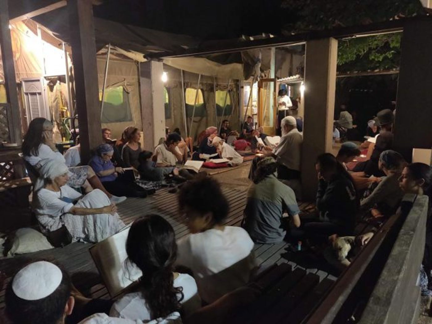 תושבי מבוא מודיעים בתשעה באב אחרי השריפה