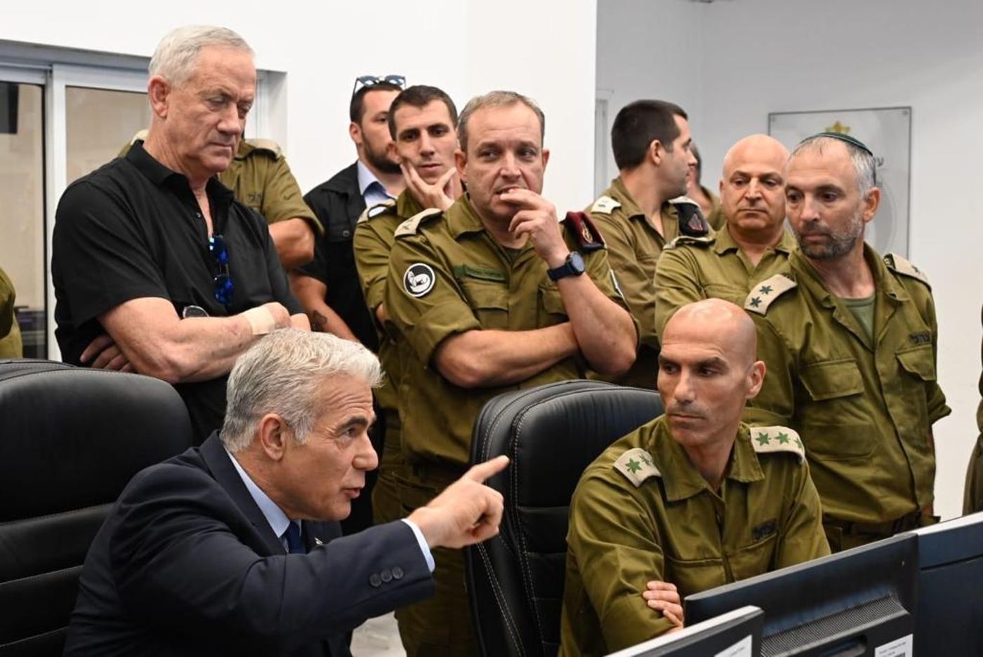 רוה"מ לפיד ביקר בפיקוד דרום ועוטף עזה