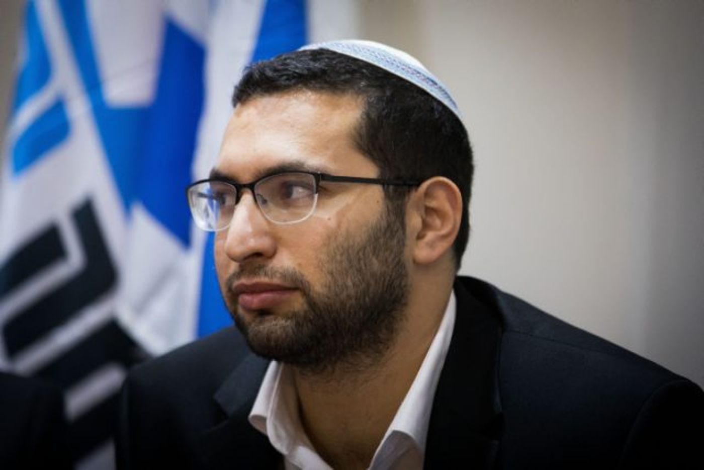 יצחק וסרלאוף.