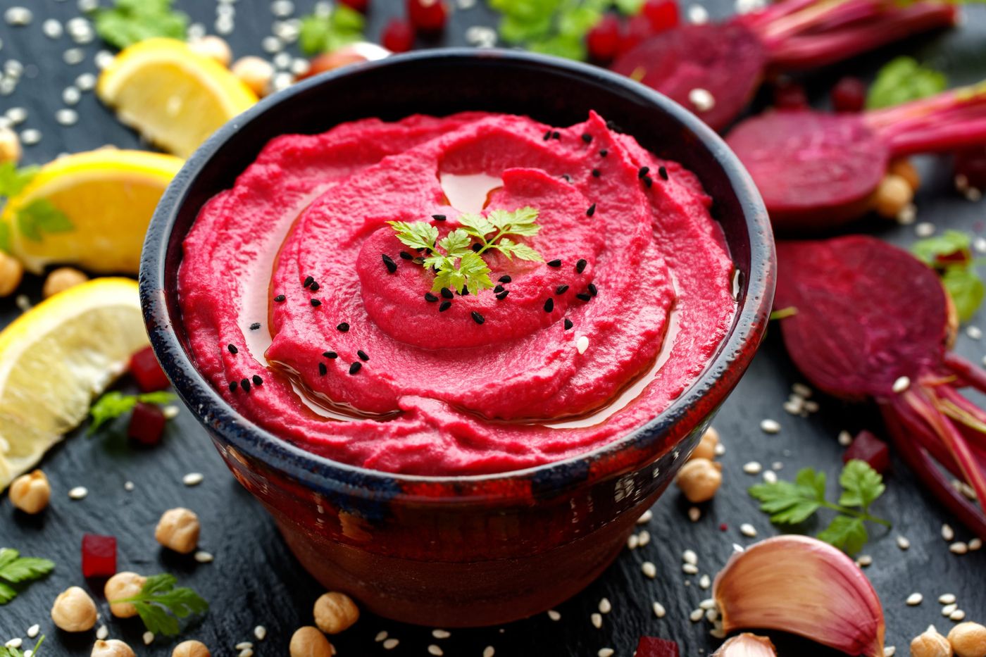 שדרוג לארוחה: מתכון לטחינה סלק