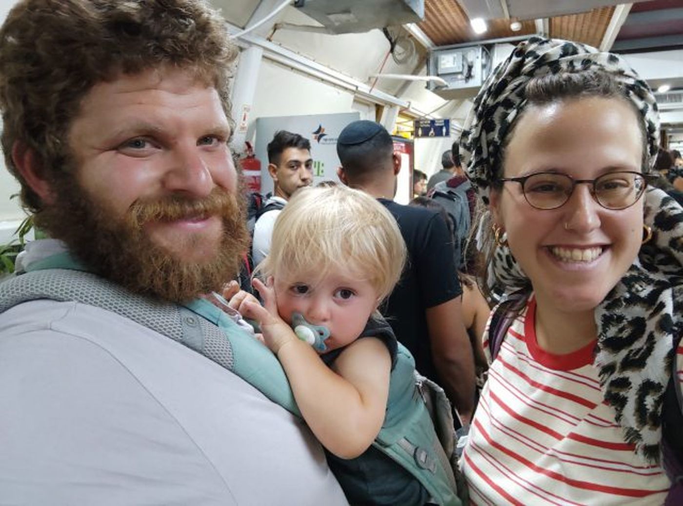 המתנה של שעות באמצע הלילה. משפחת הרשקופ