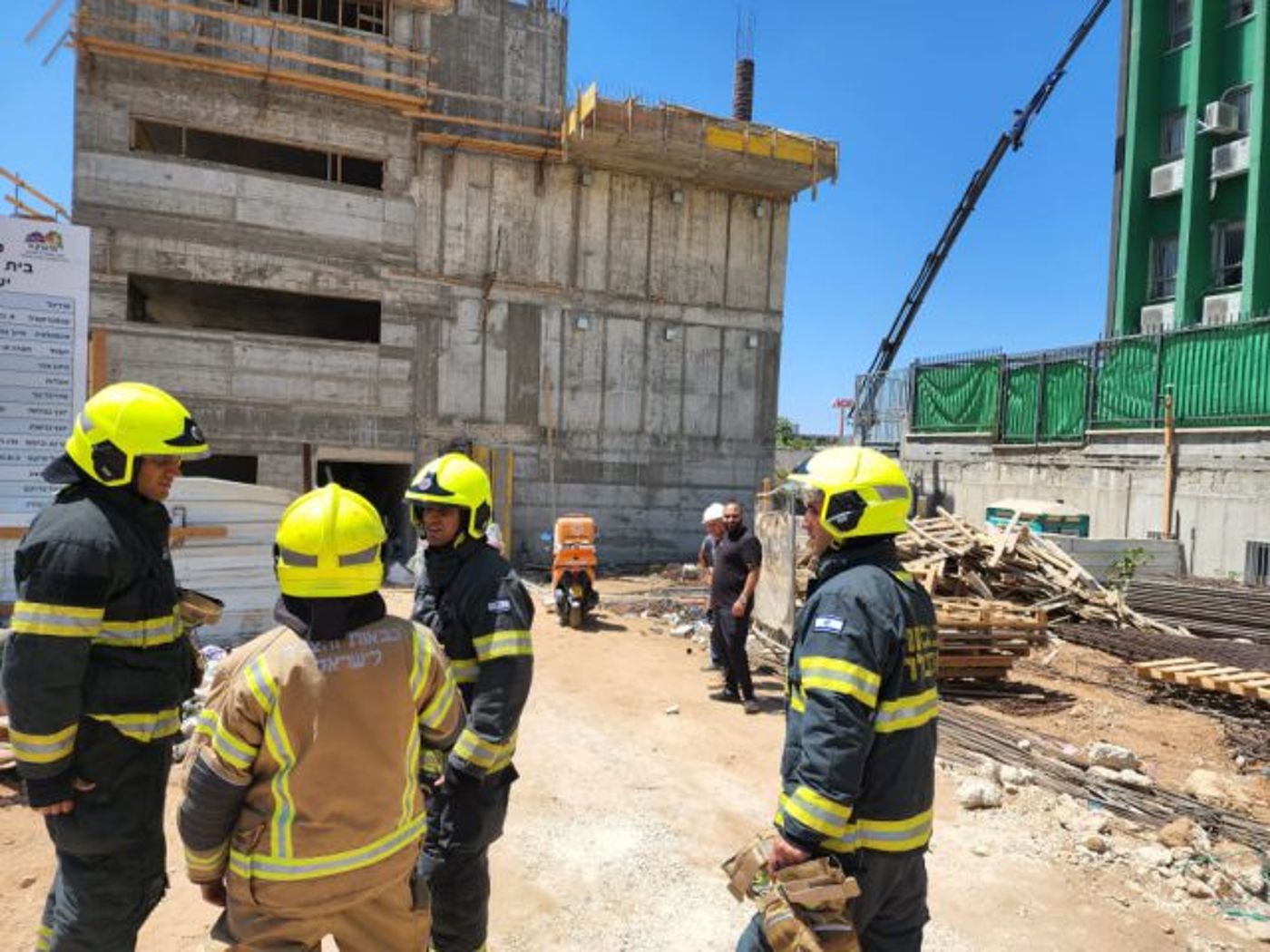 שוב: תאונה באתר בניה, אבן כבדה נפלה על פועל