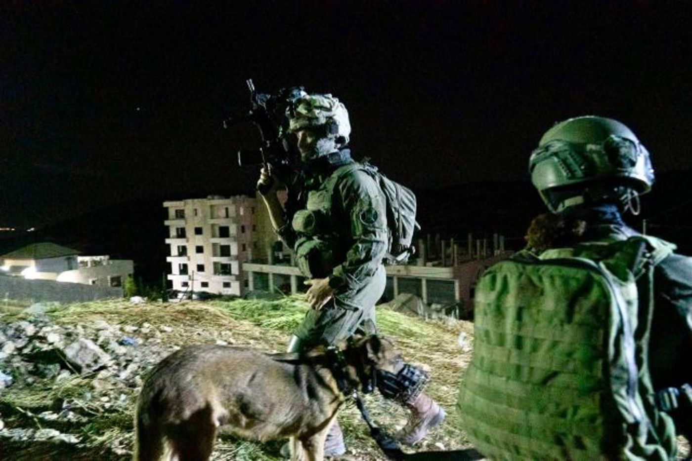 הלילה: פיגוע ירי לעבר רכב ישראלי סמוך לחווארה