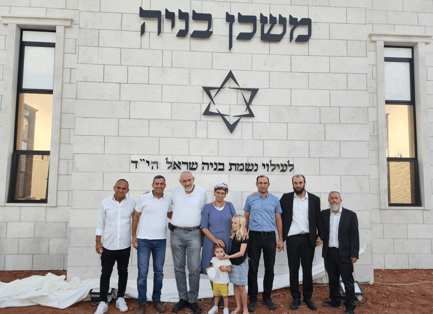 מרגש: הקבלן מהדרום בנה בית כנסת לזכר בניה שראל