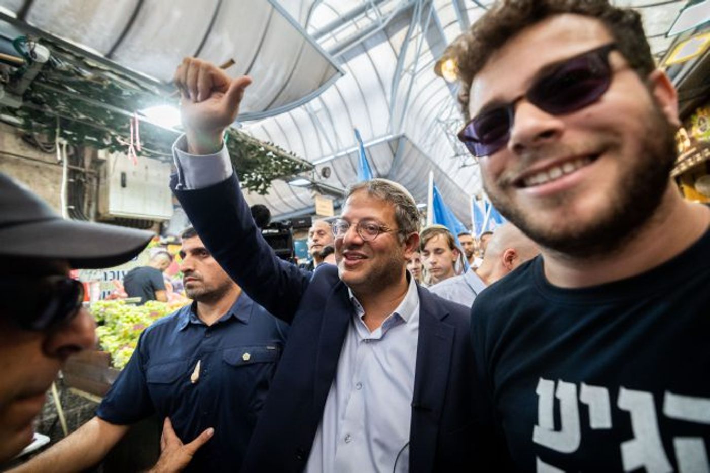 איתמר בן גביר בשוק מחנה יהודה בירושלים (צילום: Yonatan Sindel/Flash90)