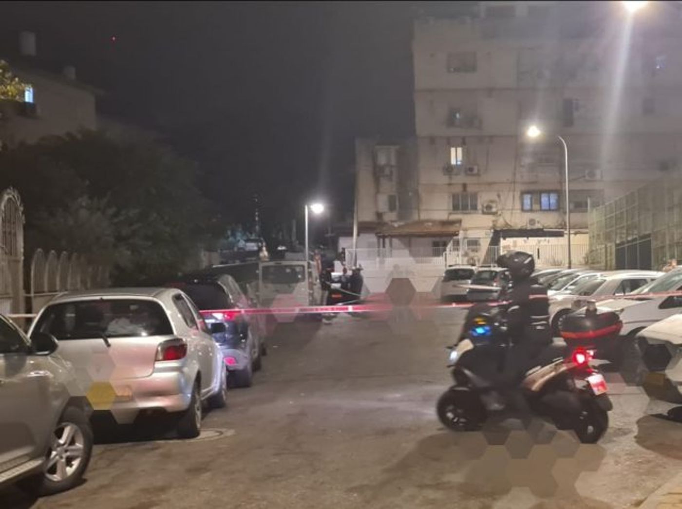 הזירה